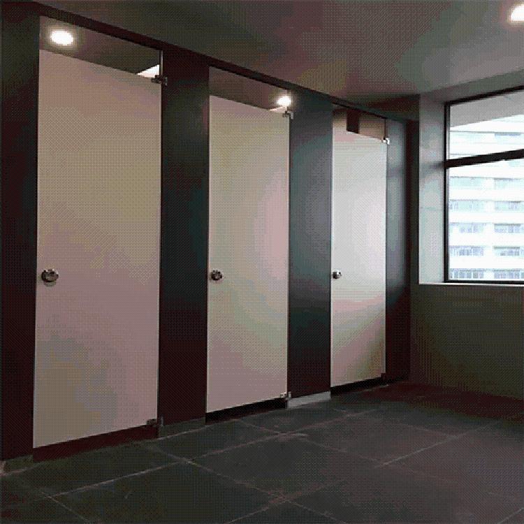 ���̰���